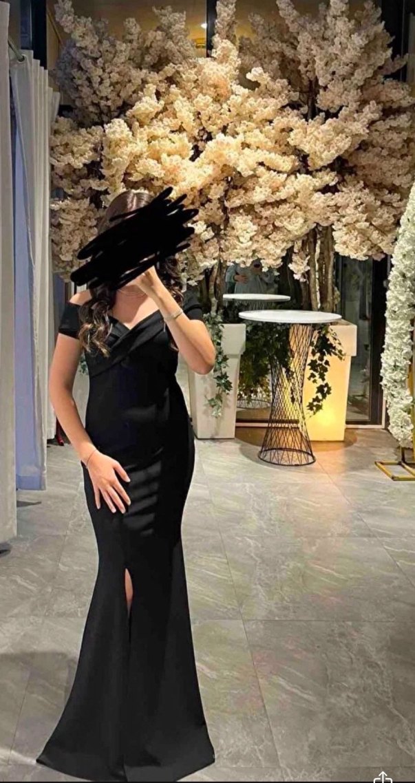 Siyah V Yaka Drapeli Uzun Kadın Elbise - Görsel 4