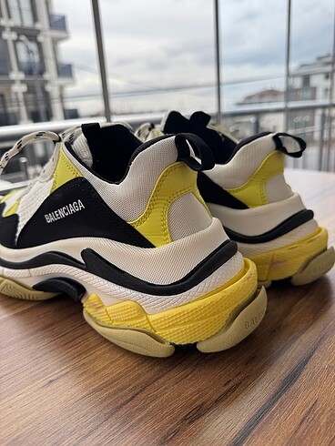 42 Beden beyaz Renk Orijinal Balenciaga