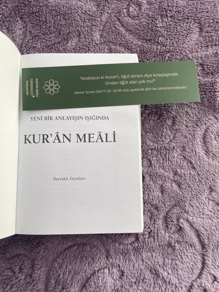 Kur'an Meali - Bayraktar Bayraklı - Görsel 2