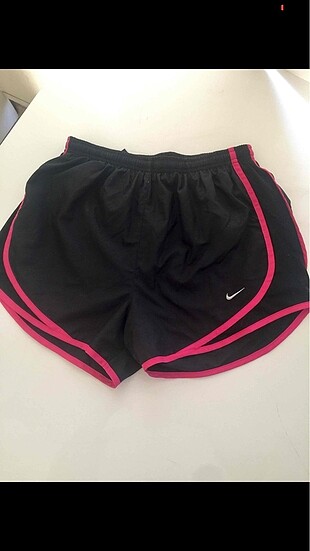 Nike Nike sporcu şortu