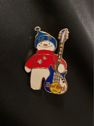 Hard Rock pin