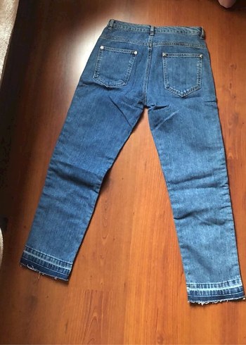 xs Beden mavi Renk Nakışlı ve Kemerli Mavi Kot Pantolon