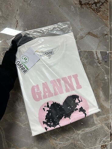Diğer Ganni T-shirt