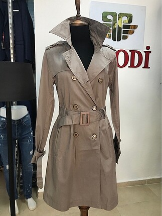 Yeni sezon ince astarsız trencoat