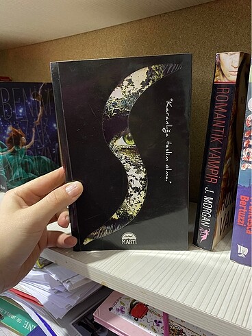 Beden Renk 6 kitap set romantik vampir son cellat paranoya sessiz çığlık