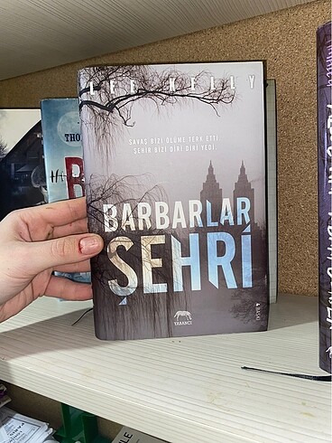 Barbarlar şehri yabancı yayınları