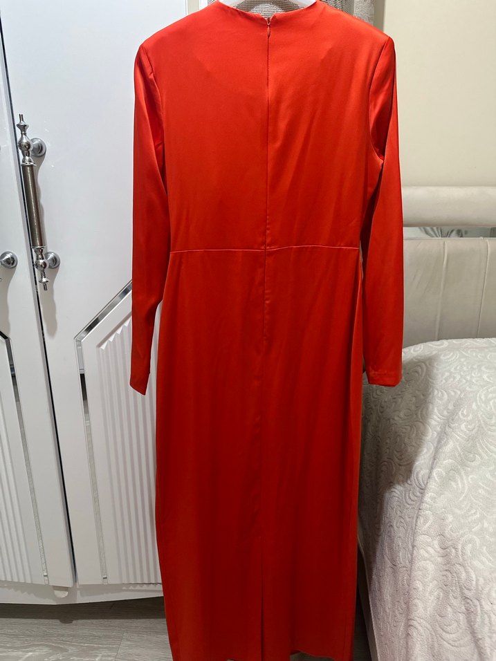 Kadın  Uzun Drapeli saten abiye - Görsel 4