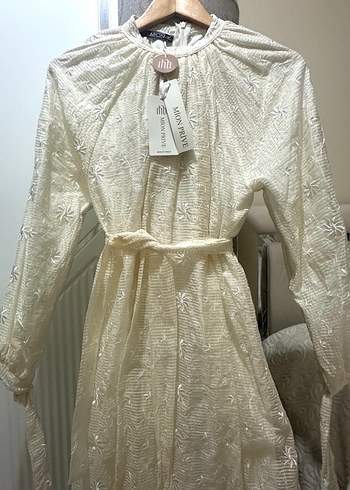 Nakışlı Beyaz Uzun Keten Elbise - Görsel 2