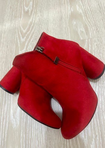 Kırmızı Süet  Kadın Bot - Görsel 2