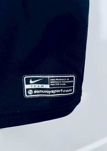 Kayserispor forması maç sonu alınmıştır - Görsel 4