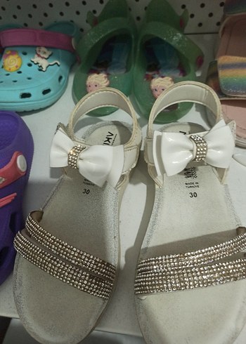 Kız Çocuk Beyaz Fiyonklu Sandalet - Görsel 4