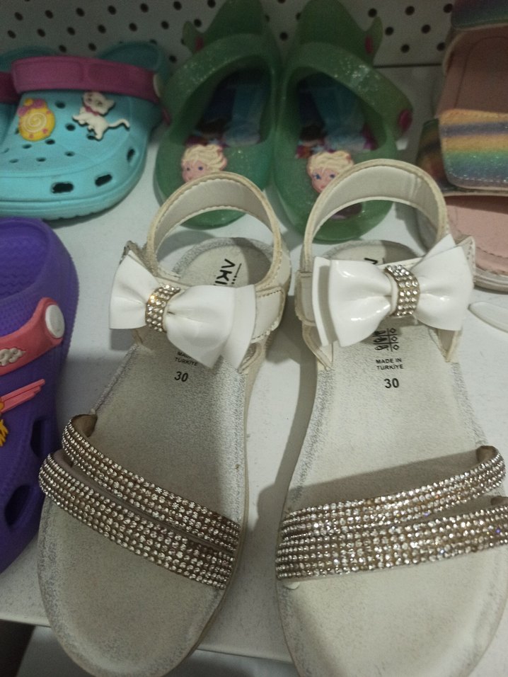 Kız Çocuk Beyaz Fiyonklu Sandalet - Görsel 4