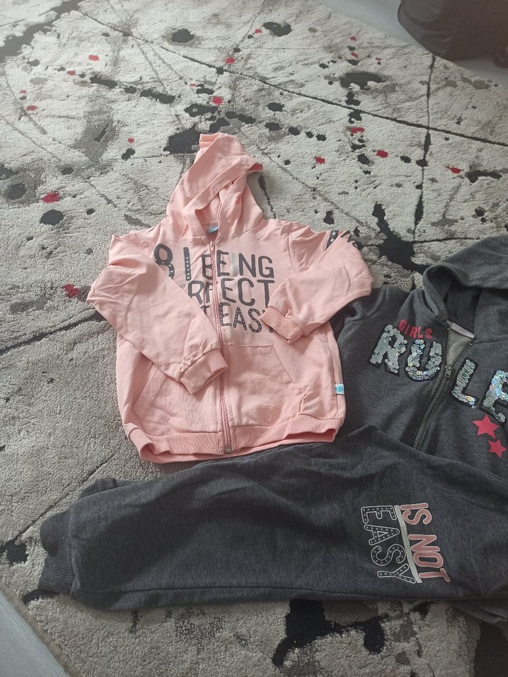 Gri Payetli Uzun Kollu Takım - Görsel 4