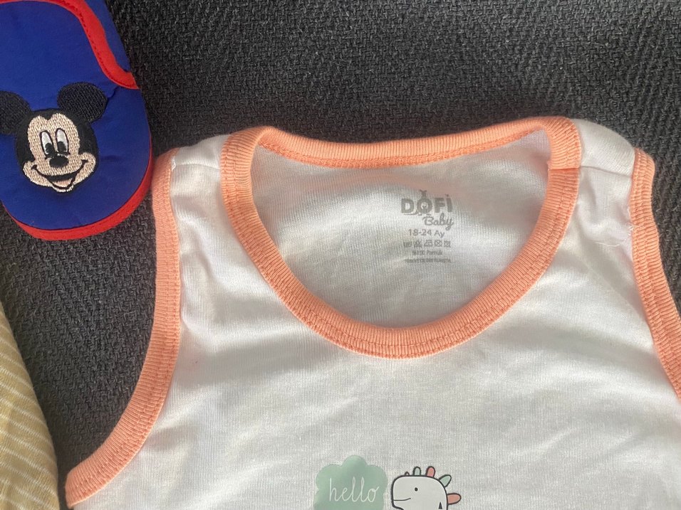 Bebek kıyafetleri ve patik - Görsel 4