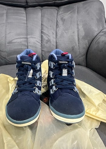 Çocuk botu - Görsel 2