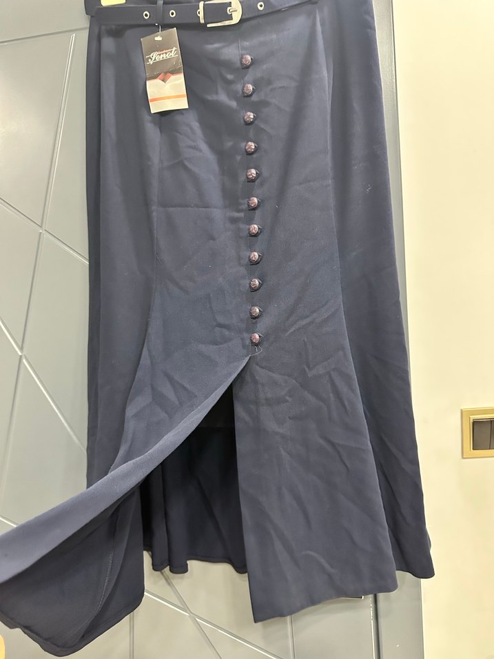 Düğmeli Lacivert Uzun Kadın Etek - Görsel 3