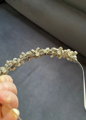 Full taşlı metal taç - Görsel 3