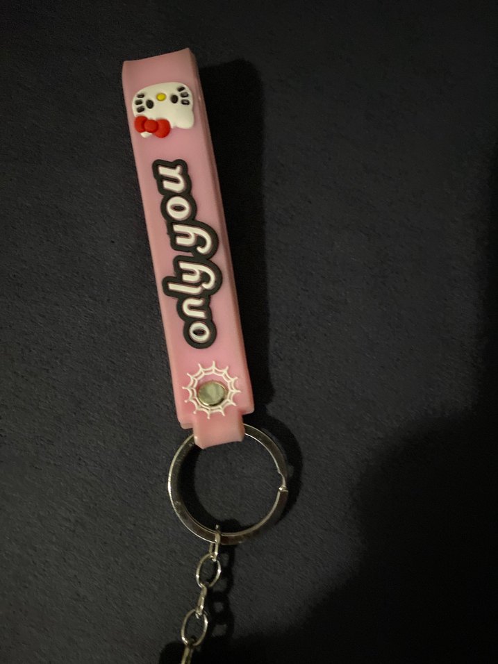 Hello kitt pembe anahtarlık - Görsel 3