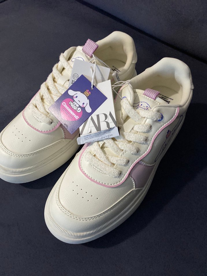 Orjinal Zara cinnamoroll beyaz spor ayakkabı - Görsel 2