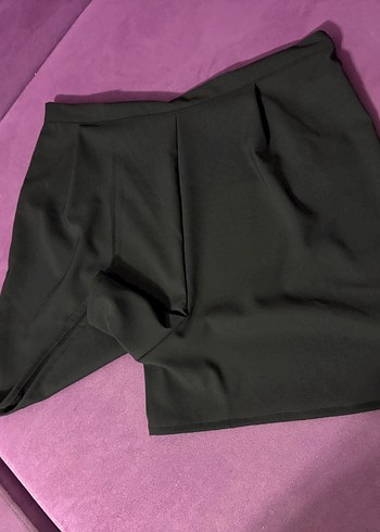 Pilili Siyah Mini Şort