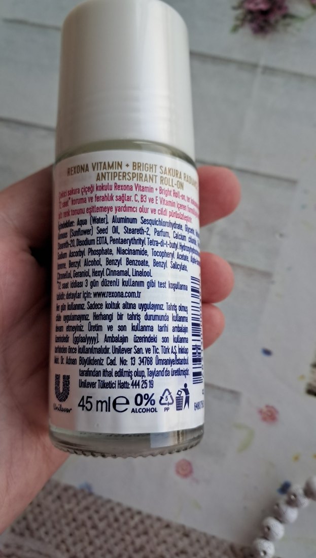 Rexona Vitamin+Bright Sakura Radiance Kadın Deodorant - Görsel 2