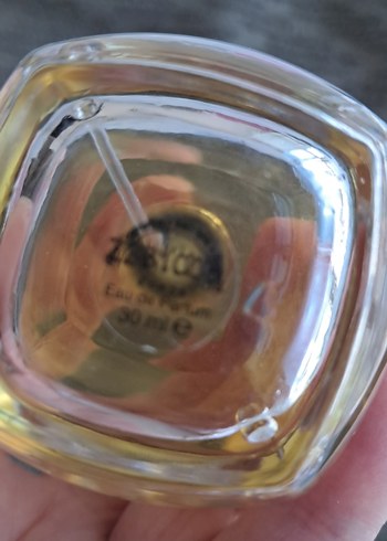 avon little black seffaf Kapaklı Kadın Parfümü - Görsel 4