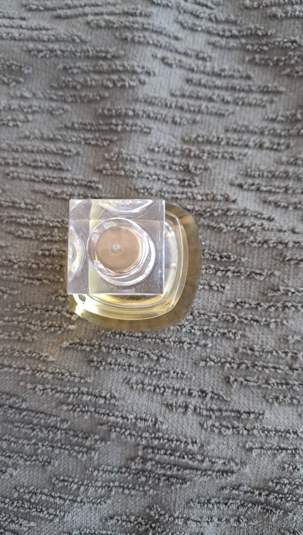 avon little black seffaf Kapaklı Kadın Parfümü - Görsel 2