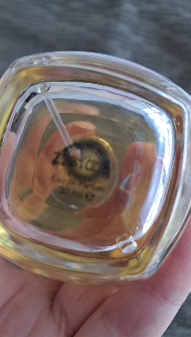 avon little black seffaf Kapaklı Kadın Parfümü - Görsel 4