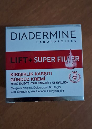 Diadermine Kırışıklık Karşıtı Gündüz Kremi 50ml