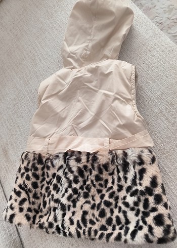 Leopar Desenli Kürklü Kız Yeleği - Görsel 3