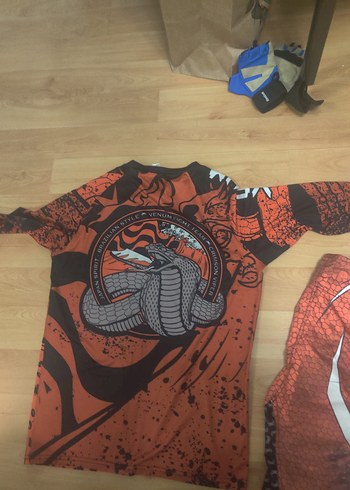 venum rashguard seti