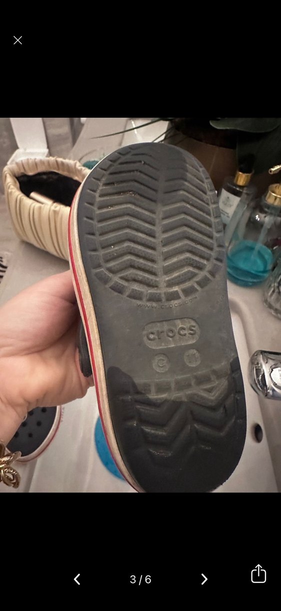 Erkek Çocuk Siyah Baskılı Kaydırmaz Terlik - Görsel 3