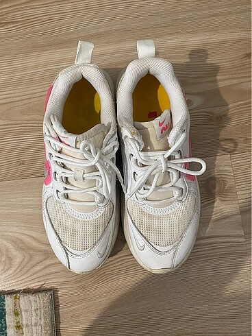 37,5 Beden beyaz Renk Nike Spor Ayakkabı