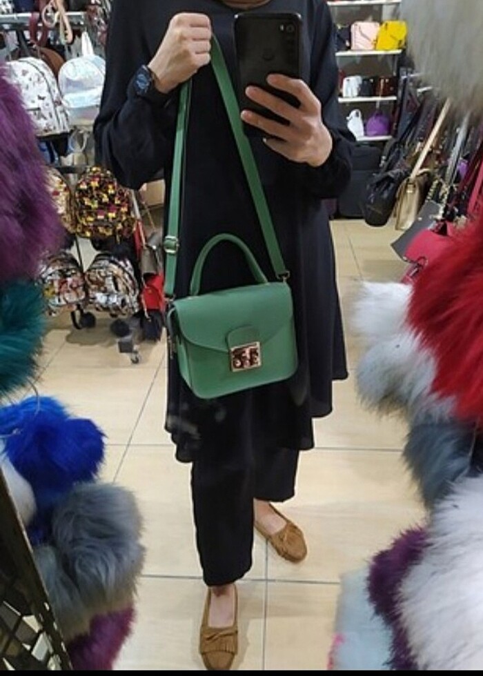 Yeşil Çanta - Görsel 3