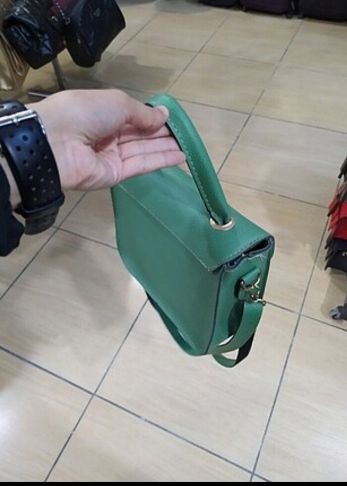 Yeşil Çanta - Görsel 4