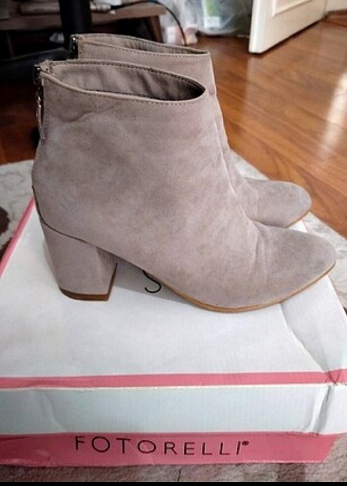 Bej rengi Bot - Görsel 2