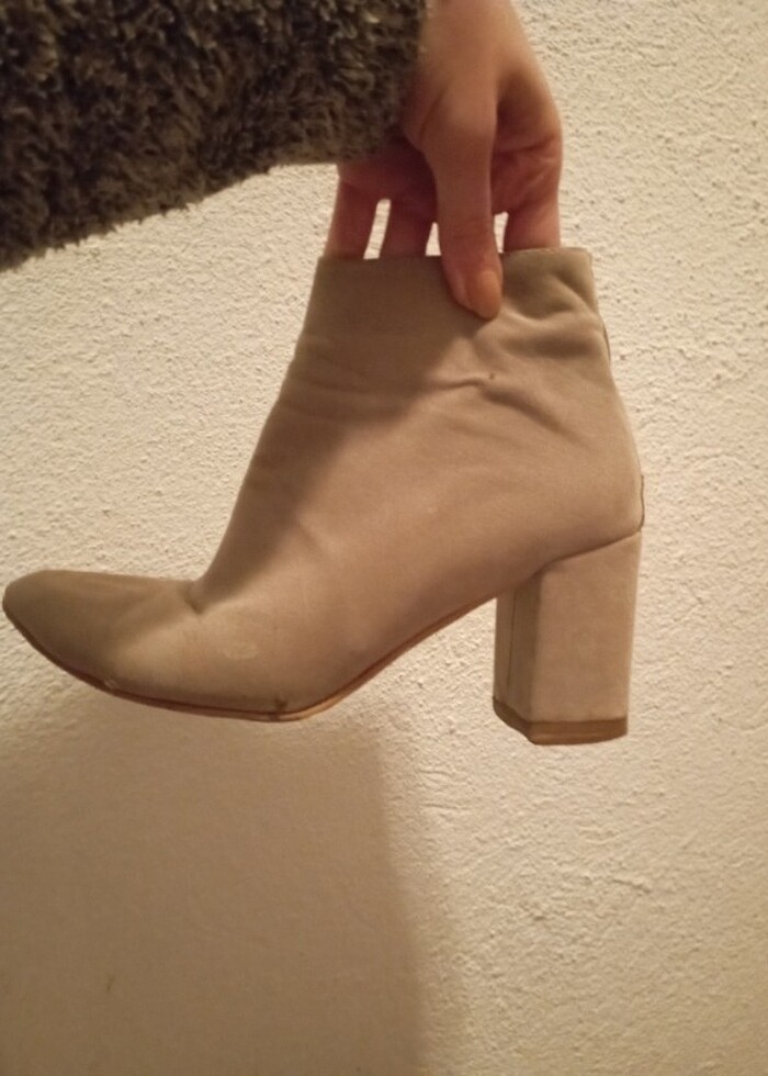 Bej rengi Bot - Görsel 3