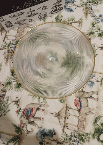 Altın Kenarlı Modern Tarzda Ayaklı Cam Pasta Sunum Servis Standı - Görsel 4