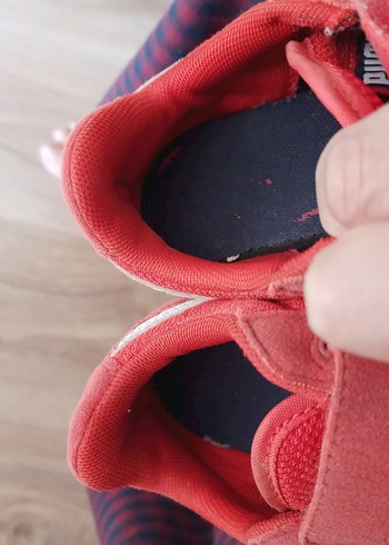 30 Beden kırmızı Renk Kırmızı Erkek Çocuk Spor Ayakkabı Velcro Puma 30 numara