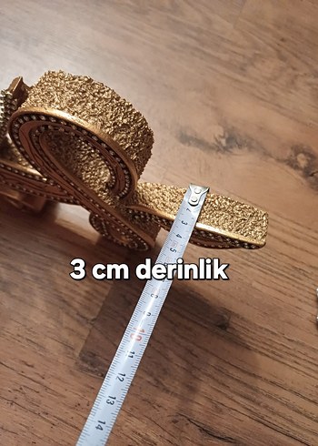 Beden altın Renk #Allah #dini #obje