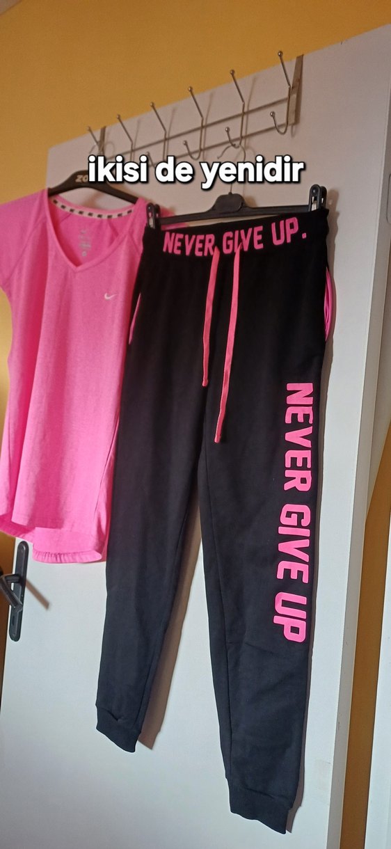 #Fuşya #Tişört #Siyah #Eşofman #Takımı - Görsel 5