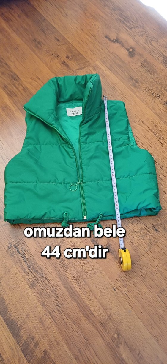 Yeşil Kısa Kadın Şişme Yelek - Görsel 3