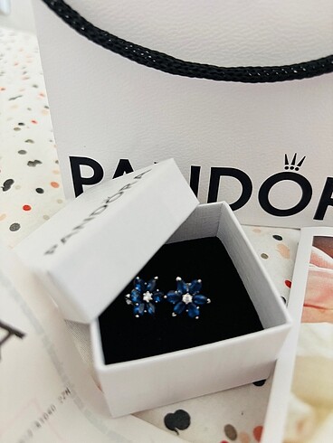 Pandora Pandora Işıltılı Mavi Herbaryum Çivi Küpeler