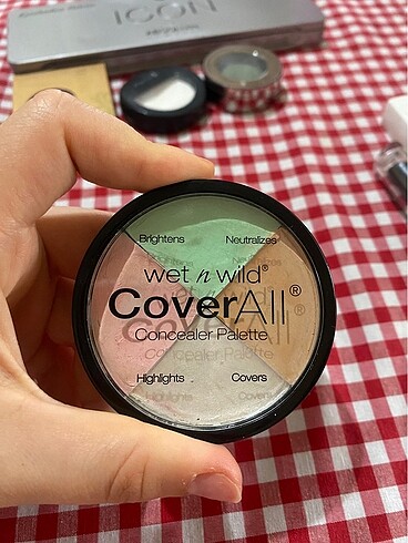 Wet n wild CoverAll
