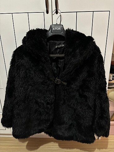 Mango Siyah Peluş Kürk