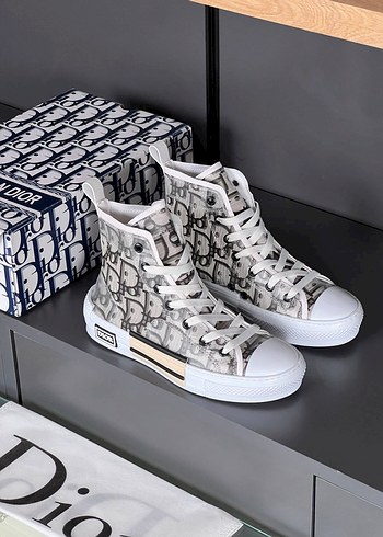 36 Beden Dior Beyaz Gri Desenli Yüksek Topuklu Spor Ayakkabı
