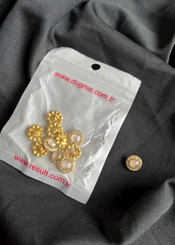 Zirkon taşlı düğme - Görsel 3