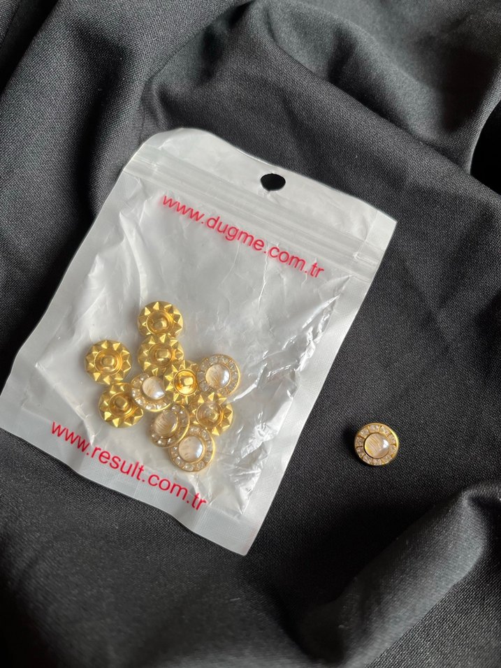 Zirkon taşlı düğme - Görsel 3