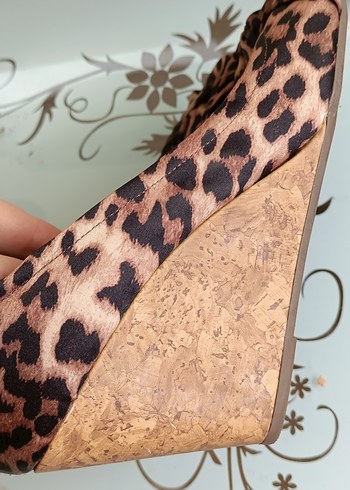 39 Beden Leopar Desenli Kahverengi Topuklu Kadın Ayakkabı