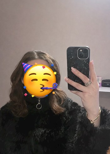 Siyah fermuarlı kadın kürk - Görsel 4